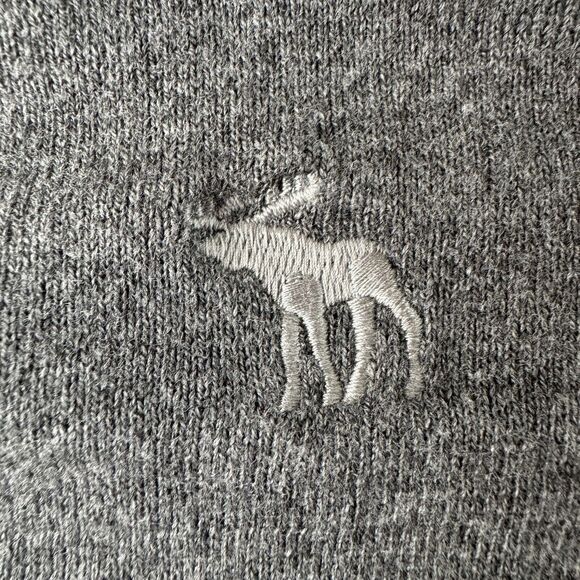 Abercrombie & Fitch Sweater Women’s Medium Gray Crop Cardigan Logo Lace Accent - Picture 9 of 14